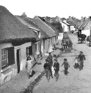 Claddagh-Village-Galway-min